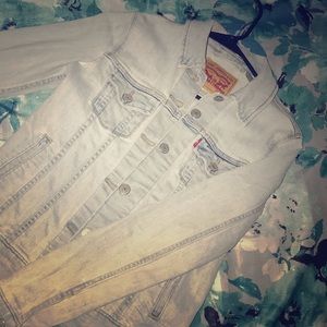 Levis Jacket good condition